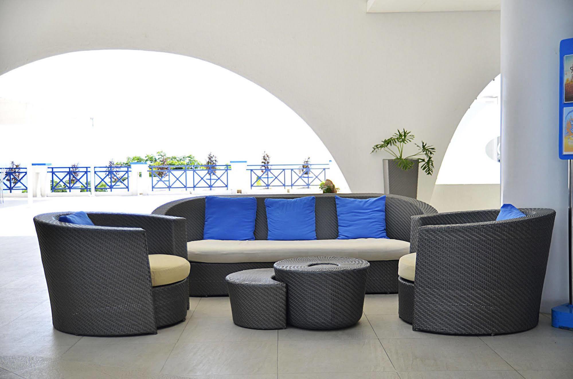 Thunderbird Resorts - Poro Point San Fernando City  Экстерьер фото